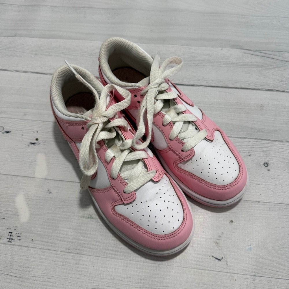 Nike dunk low sneakers pink white kids size 2.5